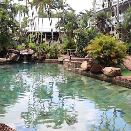 Colonial Palms Motor Inn Airlie Beach Exterior foto