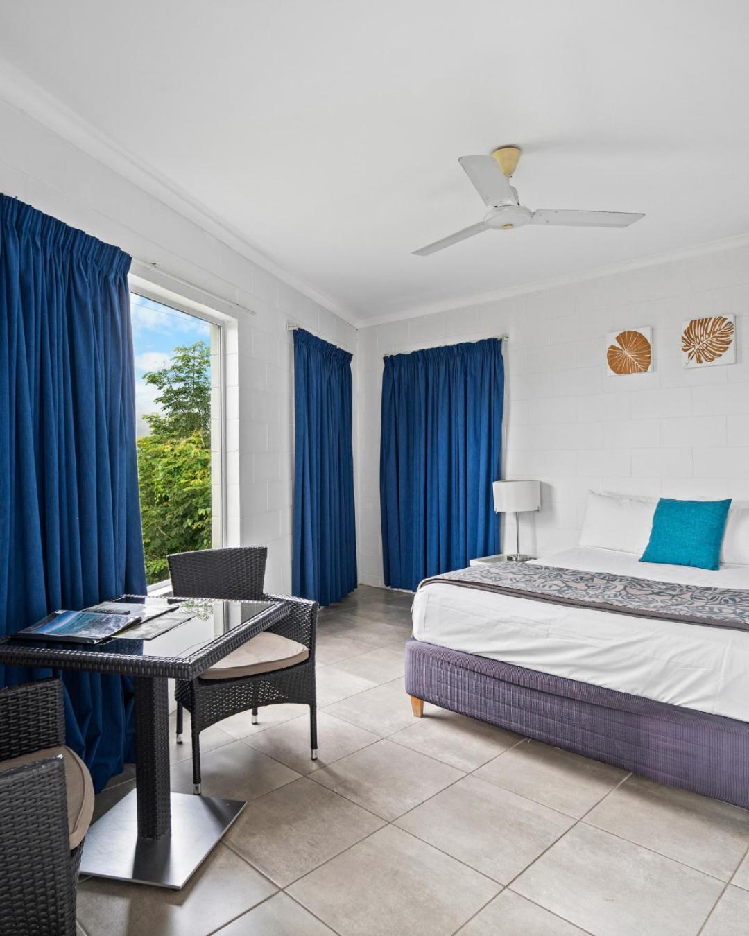 Colonial Palms Motor Inn Airlie Beach Exterior foto