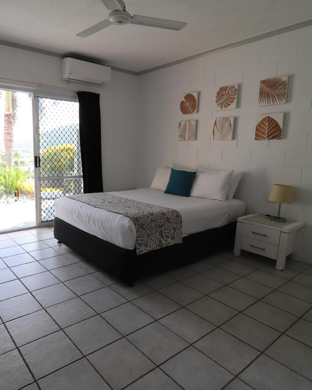 Colonial Palms Motor Inn Airlie Beach Exterior foto